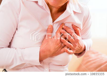 Senior having heart attack at home 10655335