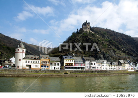 View of the Rhine cruise 10655976
