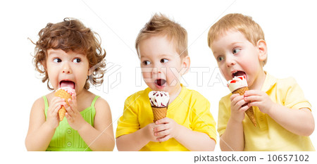 funny kids group with icecream isolated funny kids group with icecream isolated 10657102