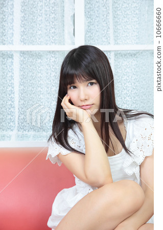 年輕女士的髮型 年輕女士的髮型 10666660