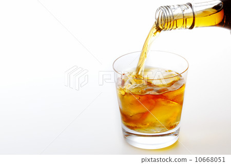 whisky whisky 10668051