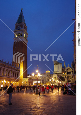 聖馬克廣場鐘樓（夜景） 10668872