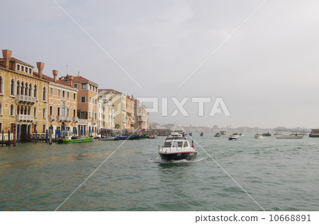 Ships of Venice 10668891