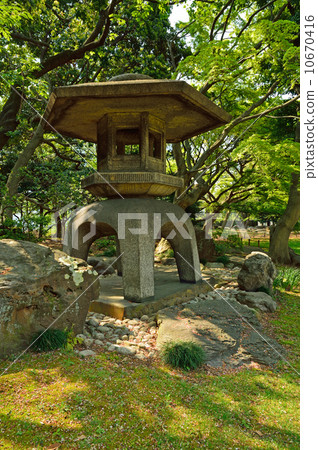 前岩崎豪宅花園·Yukimi燈籠 10670416