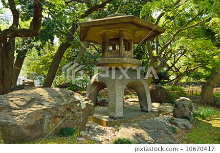 前岩崎豪宅花園·Yukimi燈籠 10670417