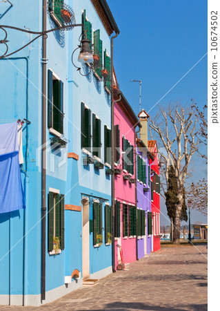 Burano's Colored Houses 10674502