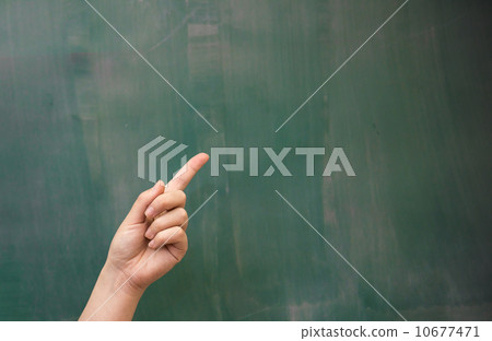 Blackboard and hand Blackboard and hand 10677471