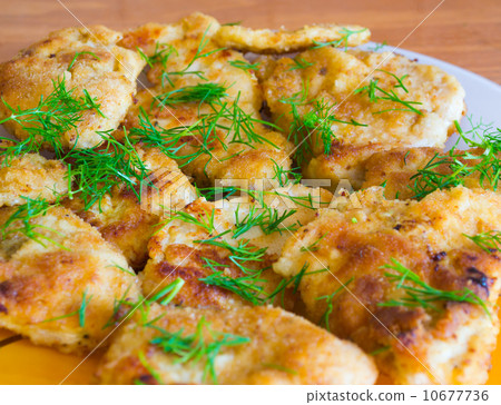 Meat fried in breadcrumbs with dill 10677736