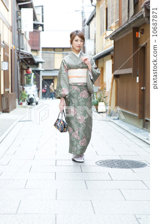 A woman in Kimono in Kyoto 10687871