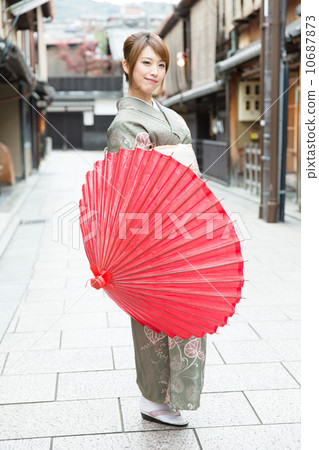 A woman in Kimono in Kyoto 10687873