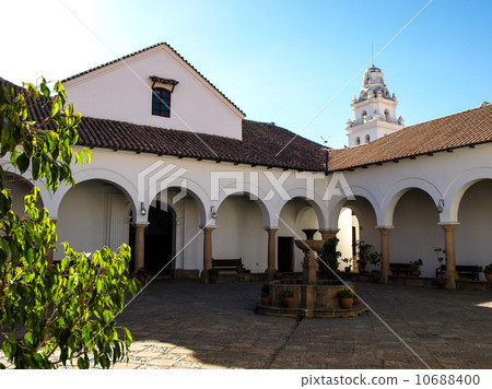 Central courtyard of House of Liberty 10688400