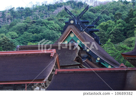 The main shrine of Izumo Taisha Shrine The main shrine of Izumo Taisha Shrine 10689382