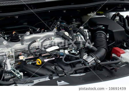 Engine 10691439
