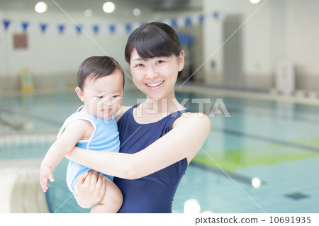 嬰兒游泳 嬰兒游泳 10691935