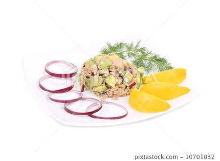 Avocado salad with tuna. 10701032
