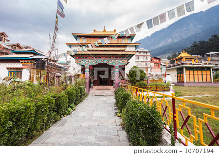 Tibetan monastery 10707194