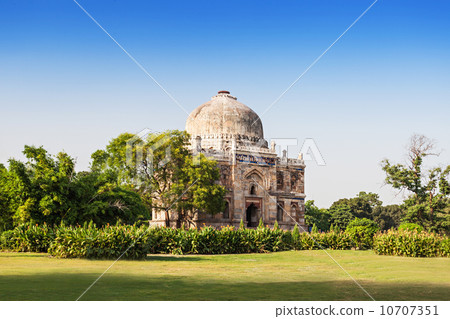 Lodi Gardens 10707351