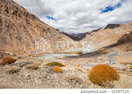 Himalayas landscape 10707524