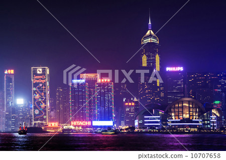 Victoria harbor Victoria harbor 10707658