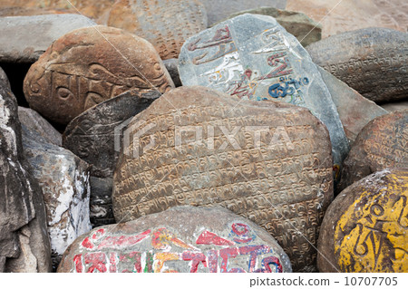 Mani stones 10707705