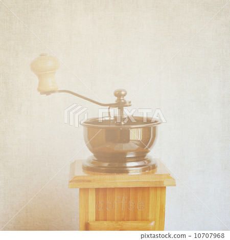 Coffee grinder with retro filter effect 10707968