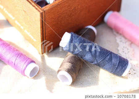 Thread winding 10708178