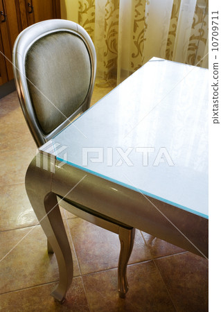 Table and chair 10709711
