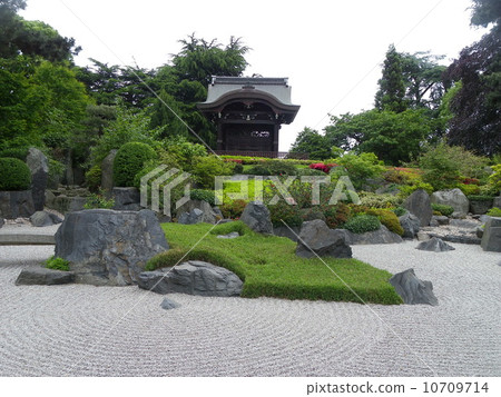 日本庭院在英國 10709714
