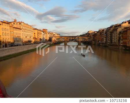 Ponte vecchio 10713238