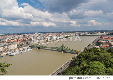 Liberty Bridge in Budapest. Liberty Bridge in Budapest. 10715036