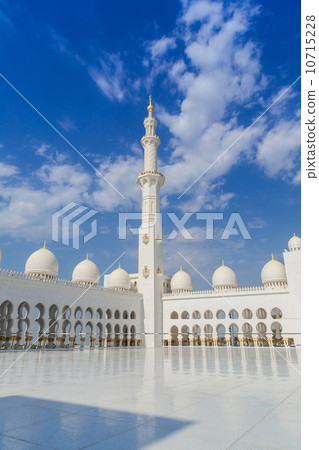 Abu Dhabi Sheikh Zayed White Mosque 10715228