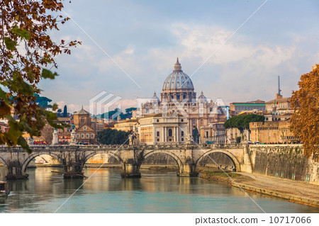 View of the Vatican with Saint Peter's Basilica and Sant'Angelo' 10717066