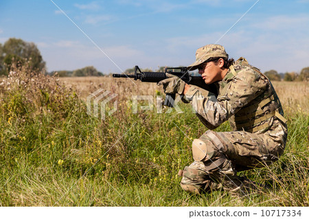 Soldier with a rifle Soldier with a rifle 10717334