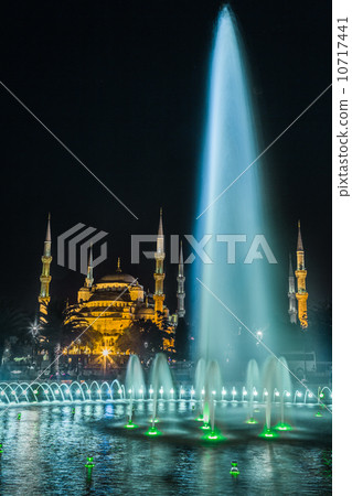 Sultan Ahmed Mosque (the Blue Mosque), Istanbul, Turkey 10717441