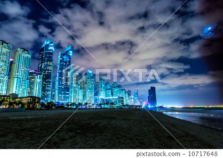 Dubai Marina cityscape, UAE 10717648