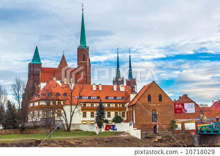 Wroclaw old city panorama Wroclaw old city panorama 10718029