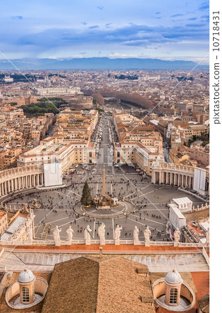 Panorama of Vatican and Rome 10718431