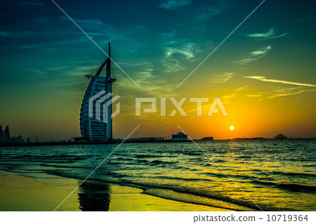 Burj Al Arab is a luxury 5 stars hotel Burj Al Arab is a luxury 5 stars hotel 10719364