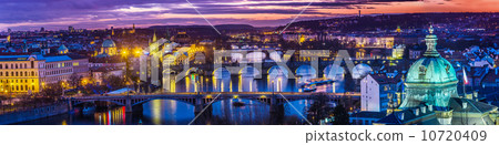 Bridges in Prague over the river at sunset 10720409