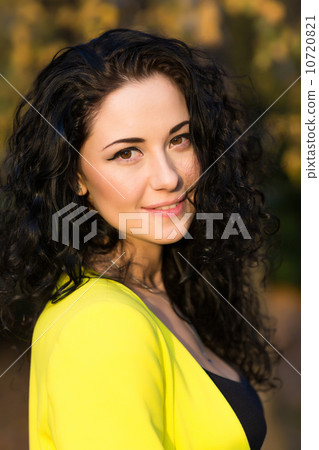Portrait Of Young Smiling Beautiful Woman Portrait Of Young Smiling Beautiful Woman 10720821