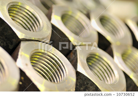 metal nuts 10730652