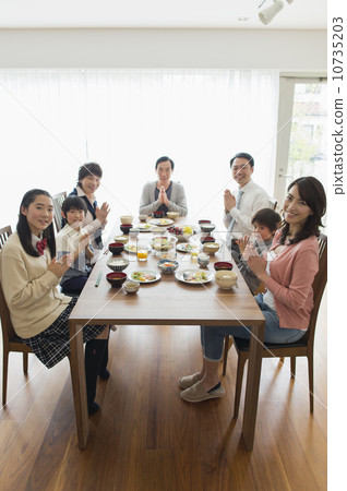 Three generation family Three generation family 10735203