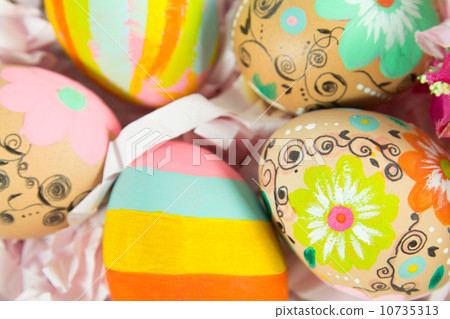 Easter eggs Easter eggs 10735313