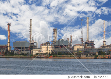 petrochemical industrial plant 10735438