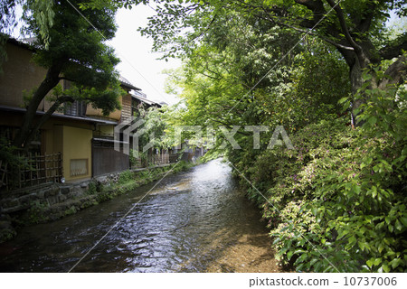 靠近Tatsumi Kyoto Bridge 10737006