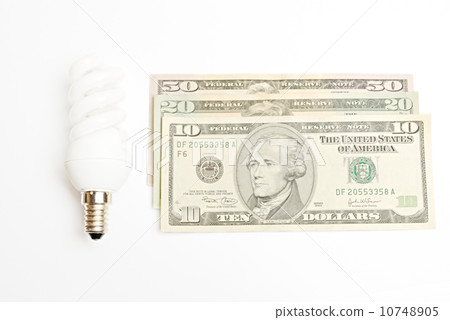 money and lamp 10748905