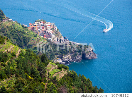 Cinque Terre Cinque Terre 10749312