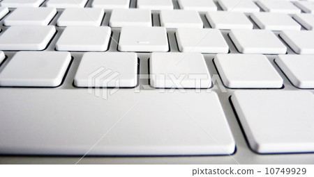 Blank keyboard 10749929