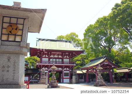 Shinozaki Hachiman Shrine in Kitakyushu 10752254