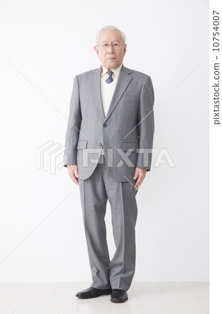 西裝的老人 10754007
